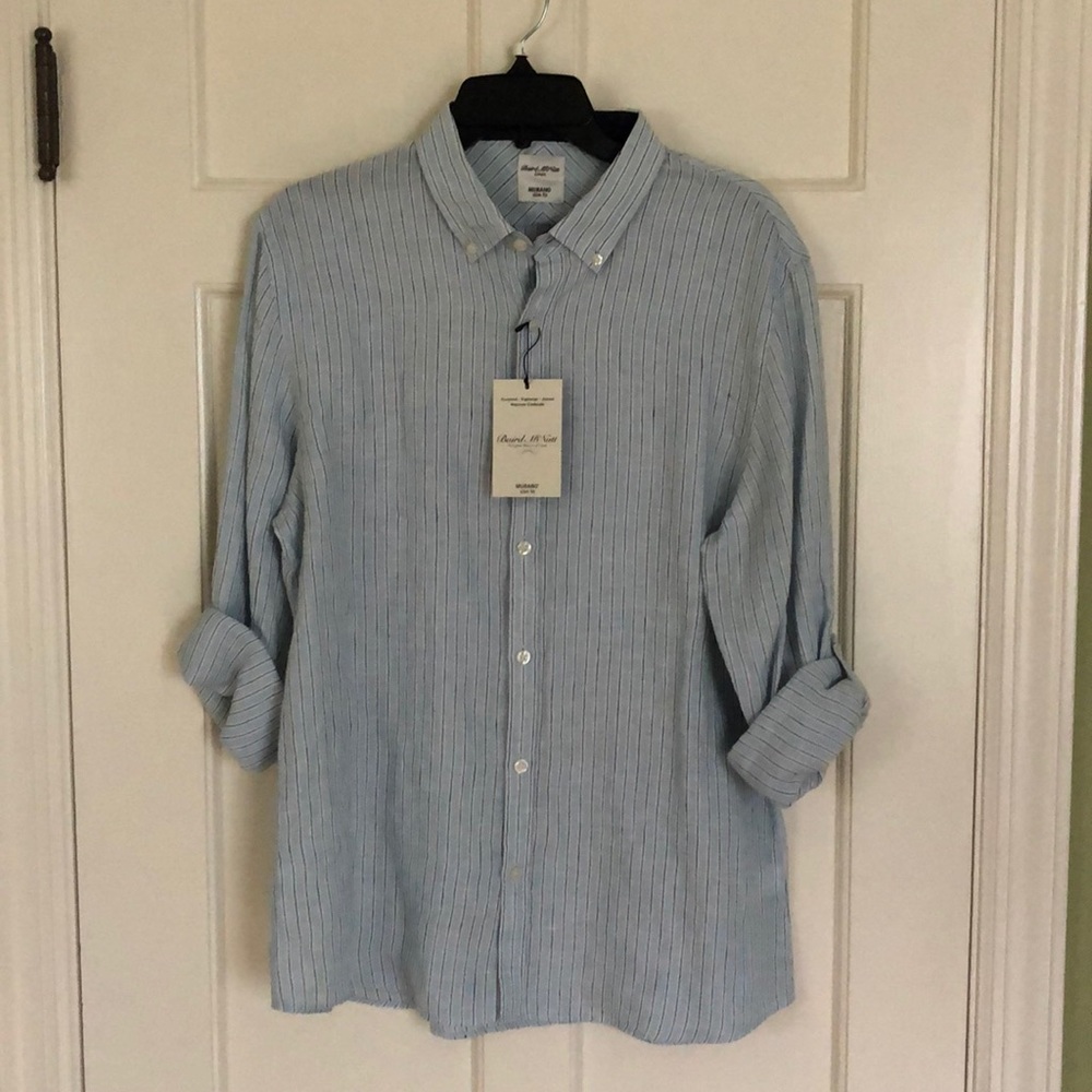 Long sleeve shirt size large